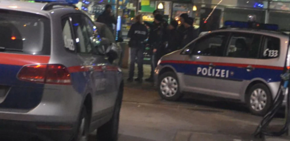 Polizist nach Angriff schwer verletzt - Symbolfoto