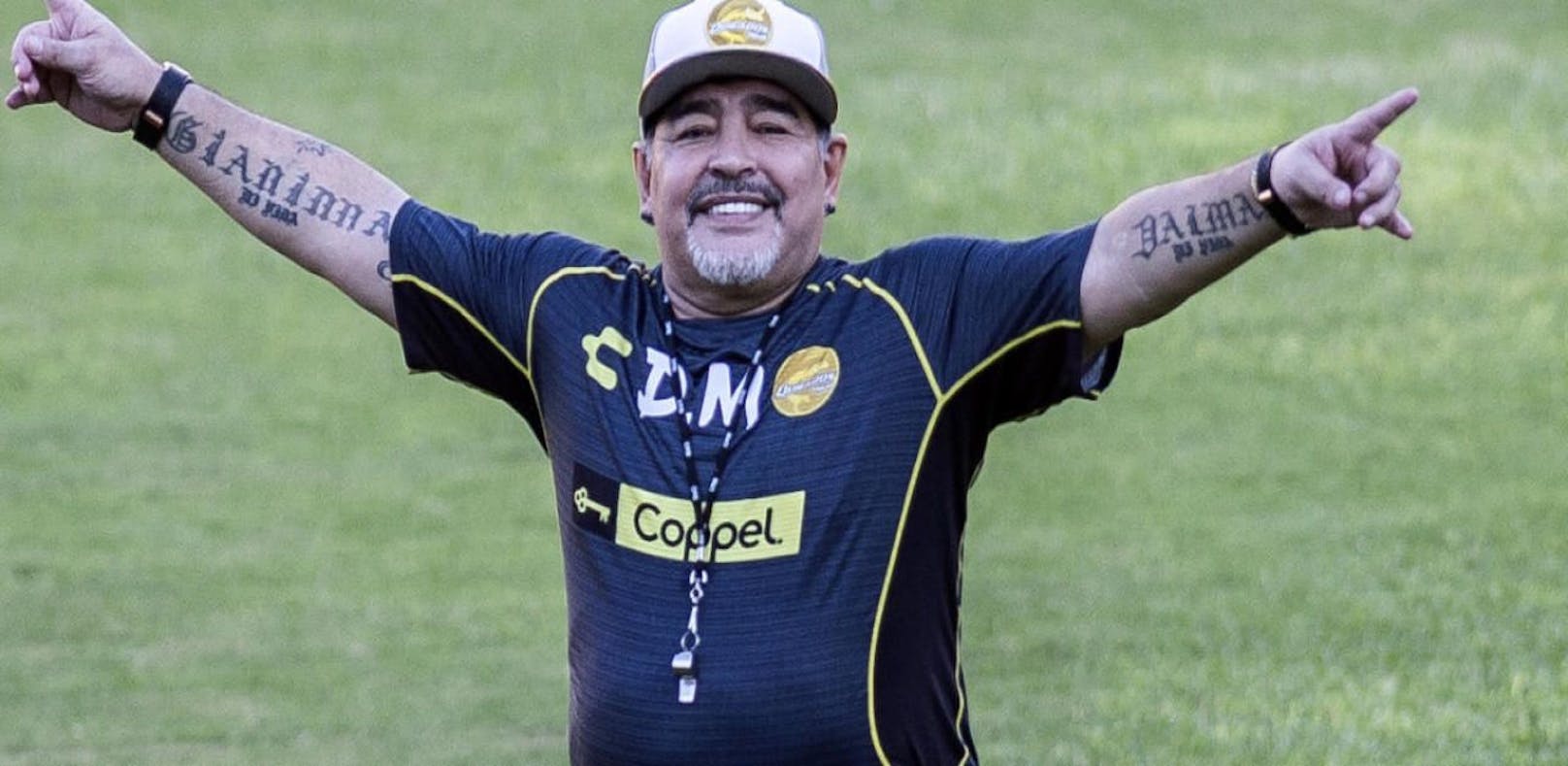 Diego Maradona verbreitete in seiner ersten Einheit als Coach von Dorados de Sinaloa gute Stimmung. Ähnliches wird er nun in Argentinien umsetzen.