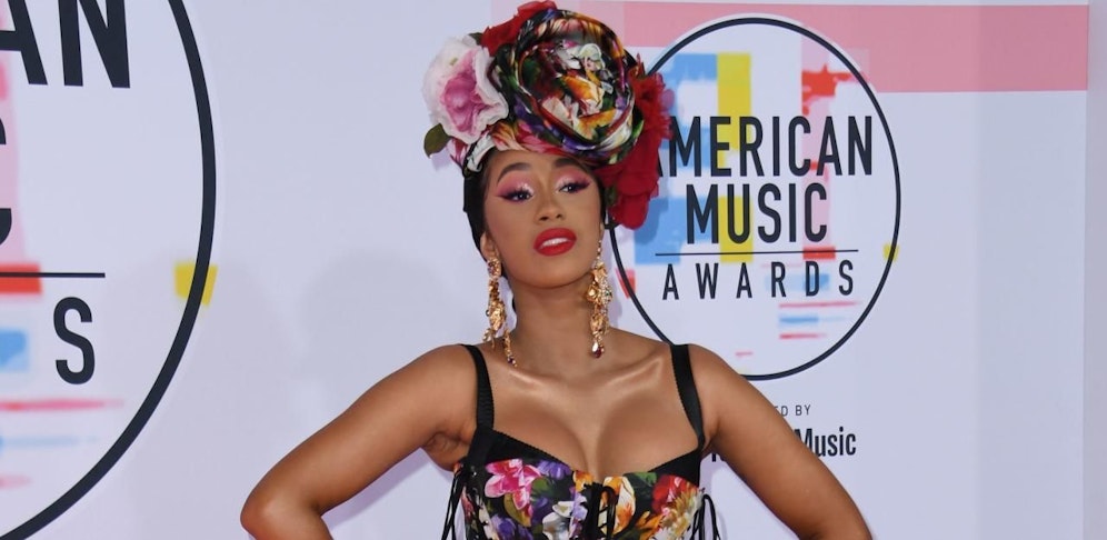 Cardi B greift auf günstige Produkte zurück, wenn es um ihre Hautpflege geht.