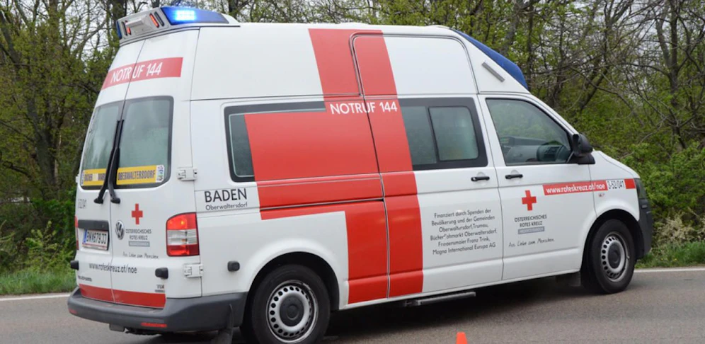 Symbolfoto eines Rettungsautos des RK Oberwaltersdorf.