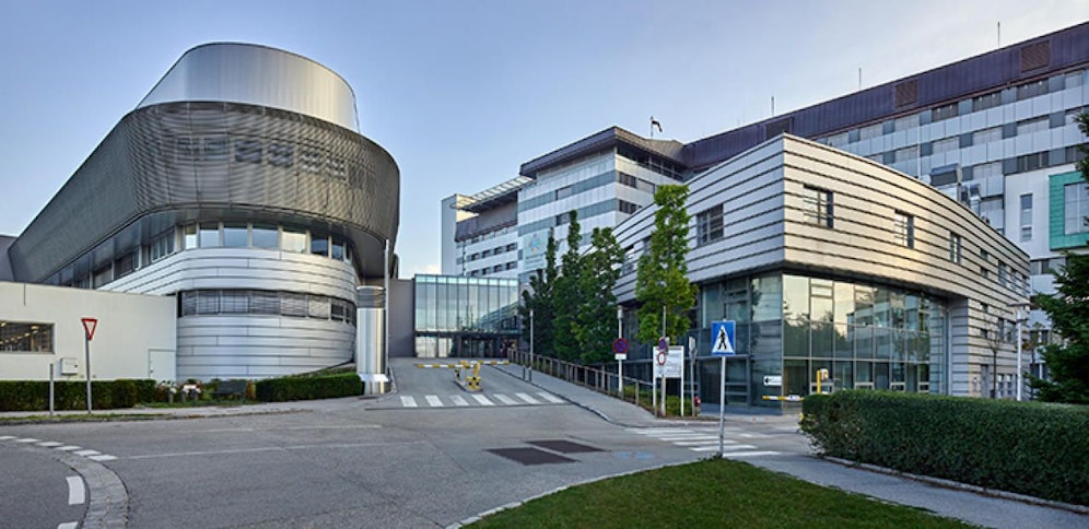 Der verletzte Schüler wurde ins Rieder Krankenhaus gebracht. 