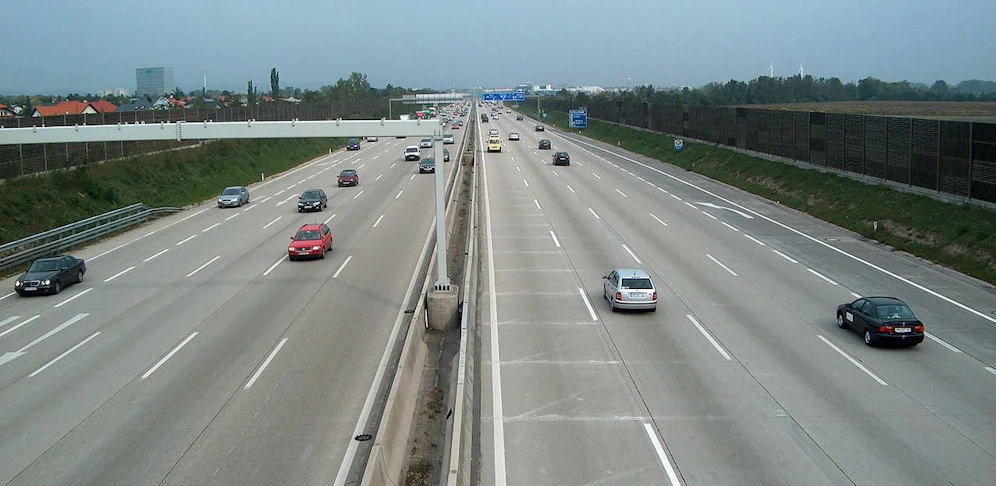 Exzessive Geschwindigkeitsüberschreitung auf der Südautobahn.