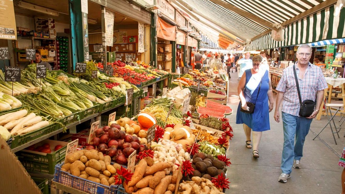 Auch am Naschmarkt regt sich Widerstand gegen die neue Marktordnung.