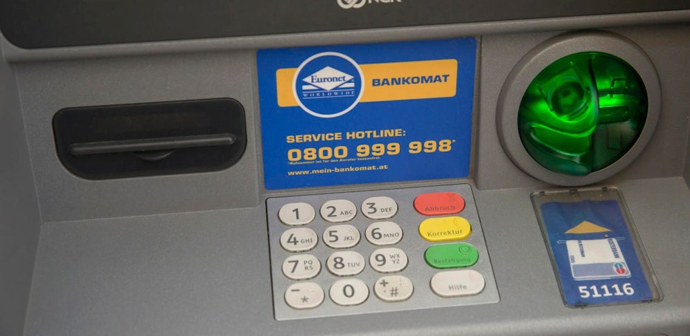 Die Firma Euronet hat im Vorjahr mit der Einführung einer Bankomatgebühr (knapp 2 Euro) für Aufregung gesorgt.