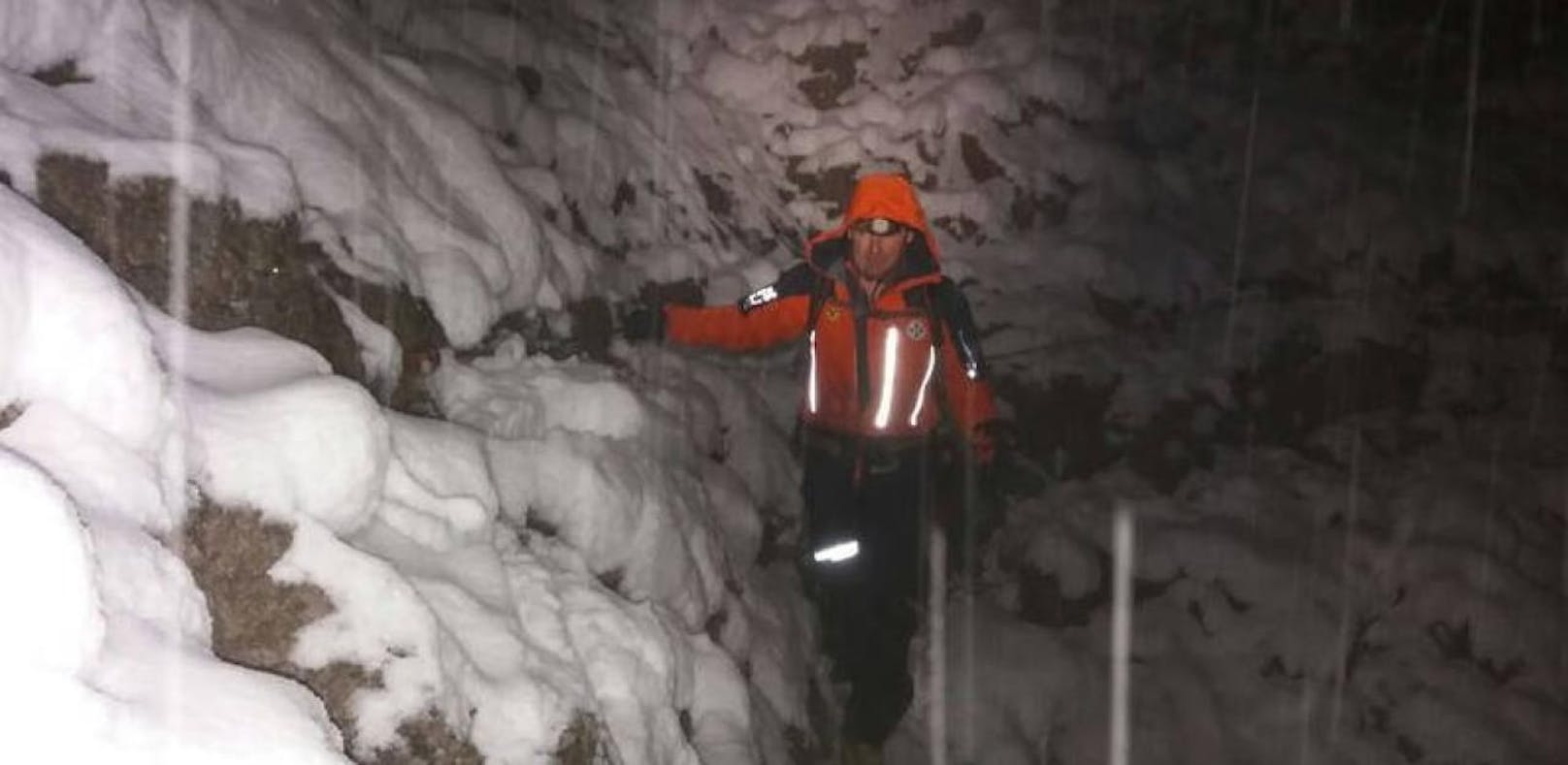 Vier Bergsteiger steckten im Schneetreiben fest