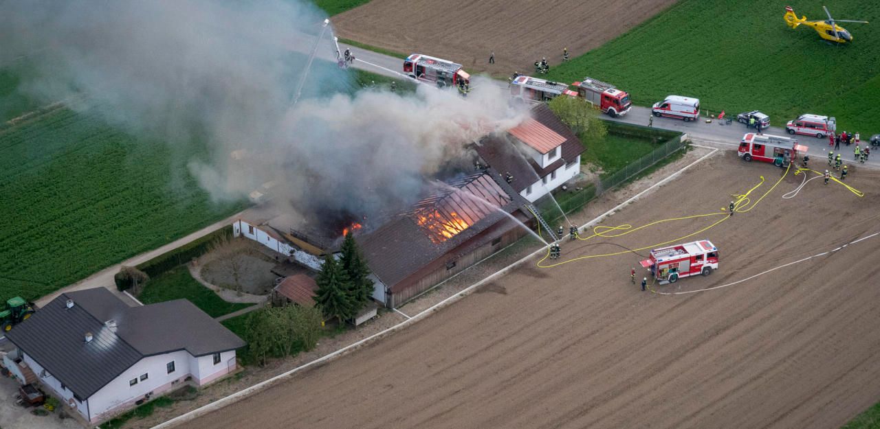 Heute.at - Brand-Drama: Verpuffung bei Arbeiten an Boot