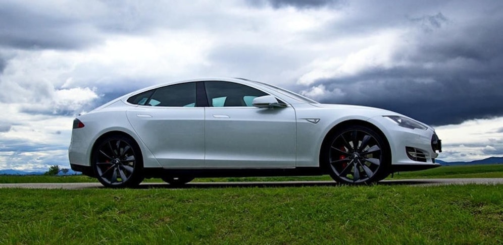 Der Tesla-Autopilot erkennt nicht alle Radler, sagt eine Roboter-Expertin.