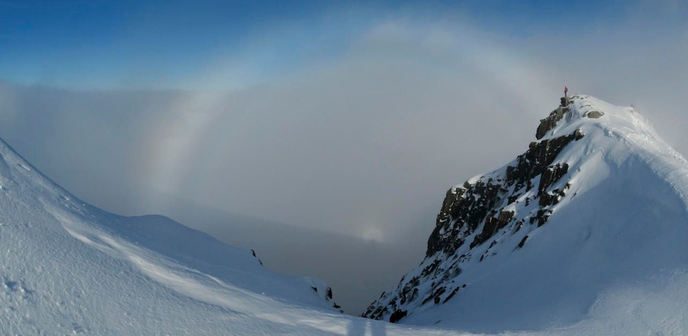 Drei Personen sind bei einem Lawinenabgang am Ben Nevis ums Leben gekommen.