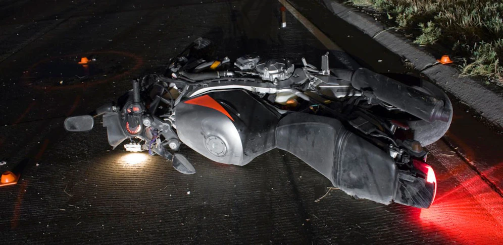 (Symbolbild)  Am Dienstagabend kam ein 24-jähriger Mann mit seinem Motorrad bei Feld/See (Villach-Land) aus bisher unbekannter Ursache zu Sturz