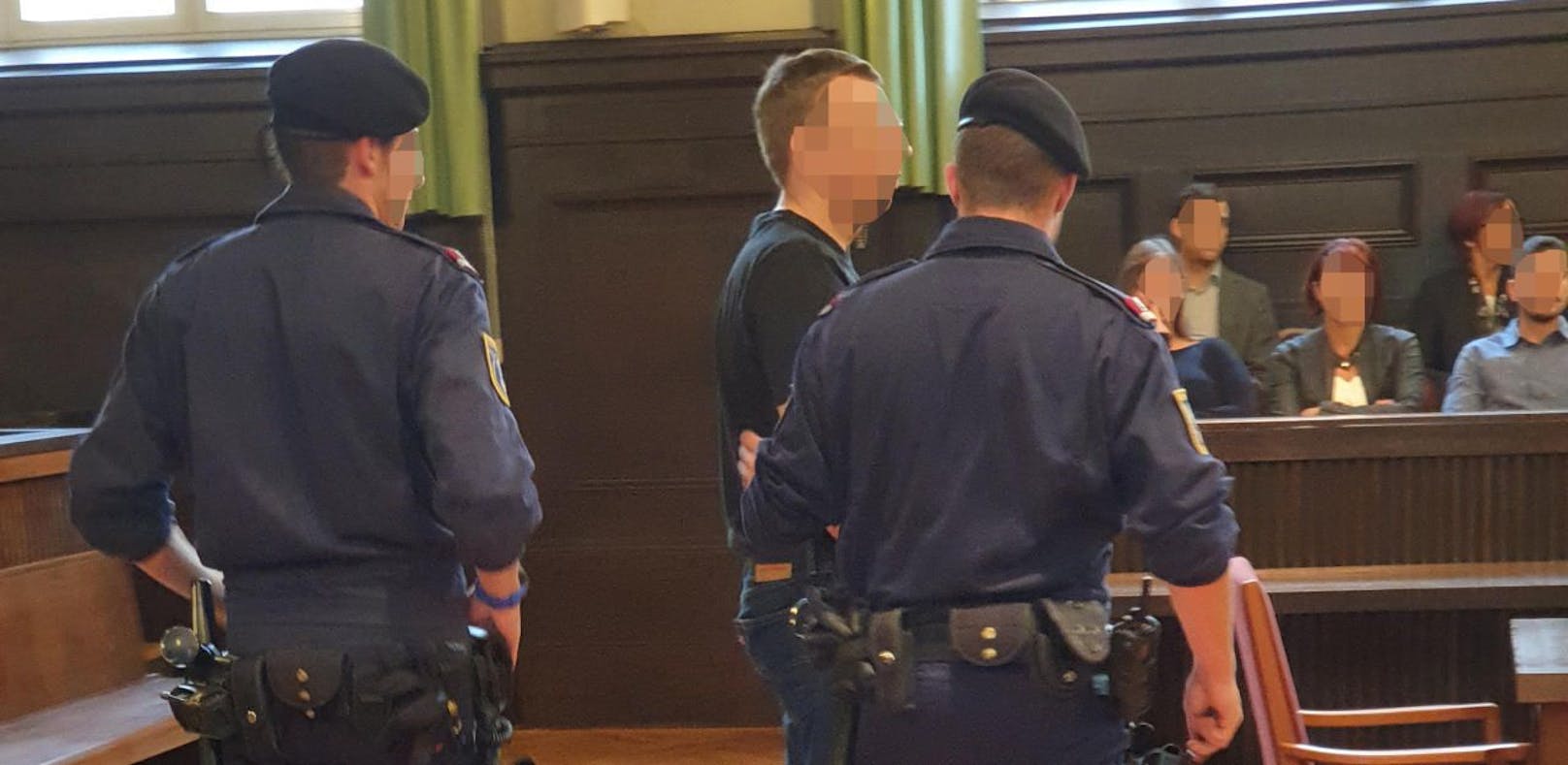 Prozess gegen einen 39-Jährigen wegen des Verbrechens nach dem Verbotsgesetz am Gericht St. Pölten.