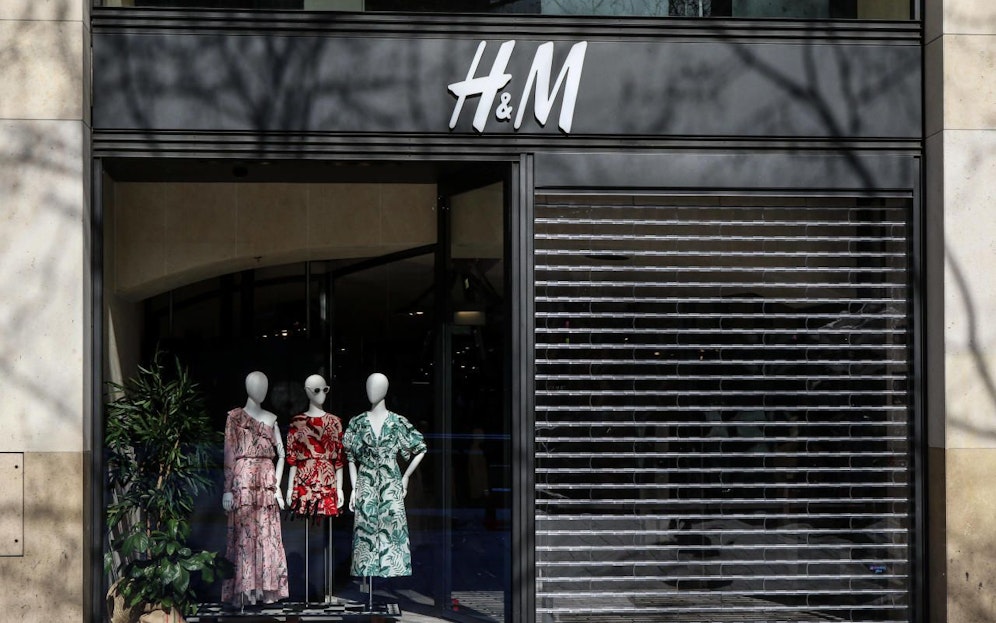 Geschlossen: Eine H&M Filiale in Paris. 