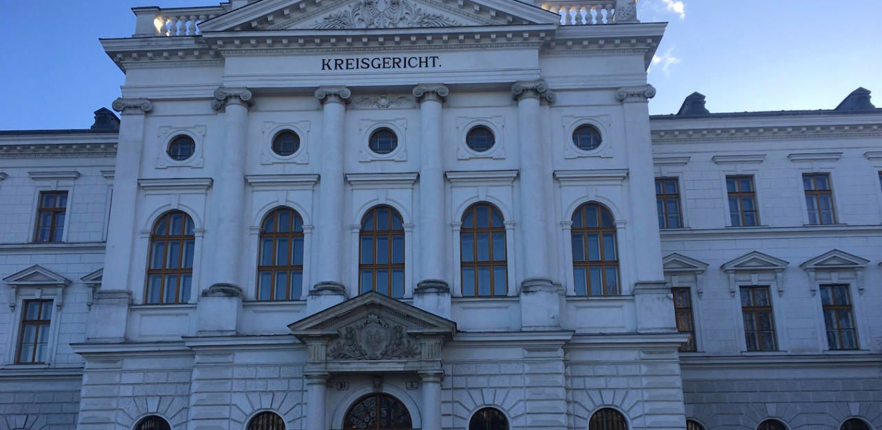 Missbrauchs-Prozess am Dienstag am Landesgericht Wiener Neustadt.