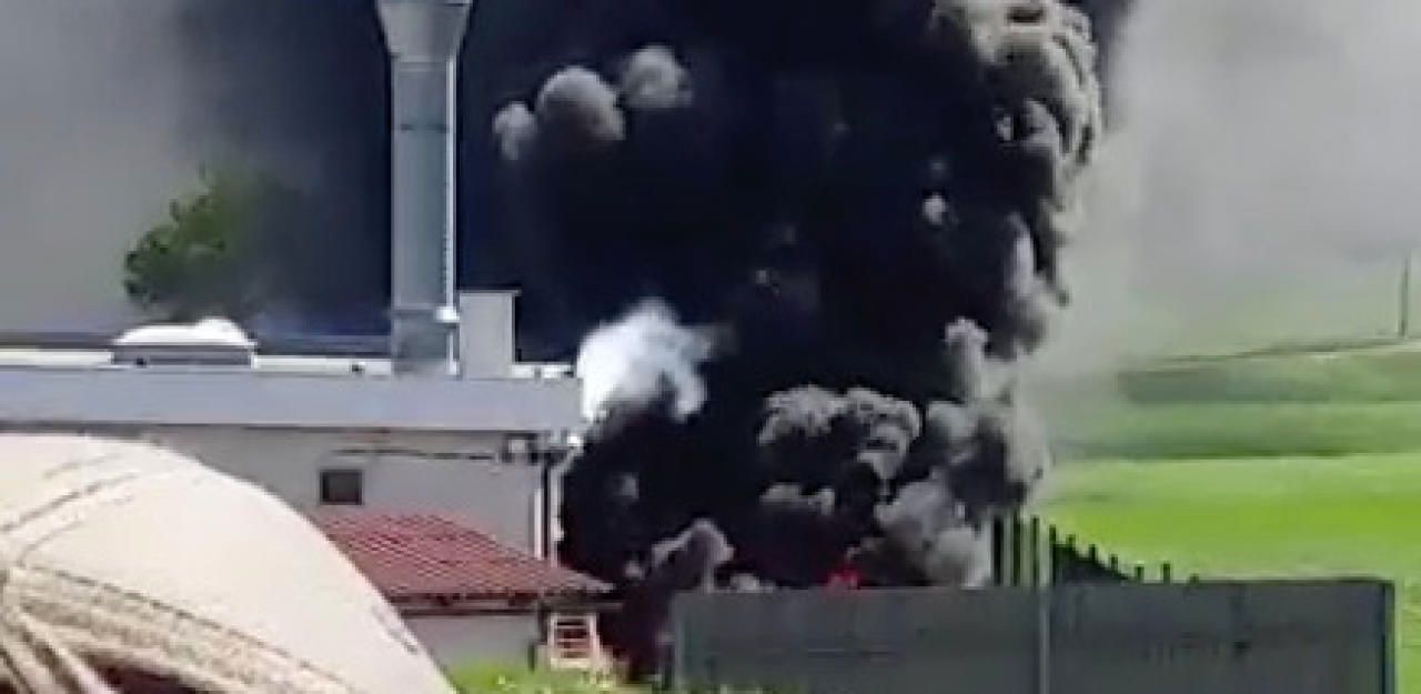 Heute.at - So heftig war der Reifenlager-Brand