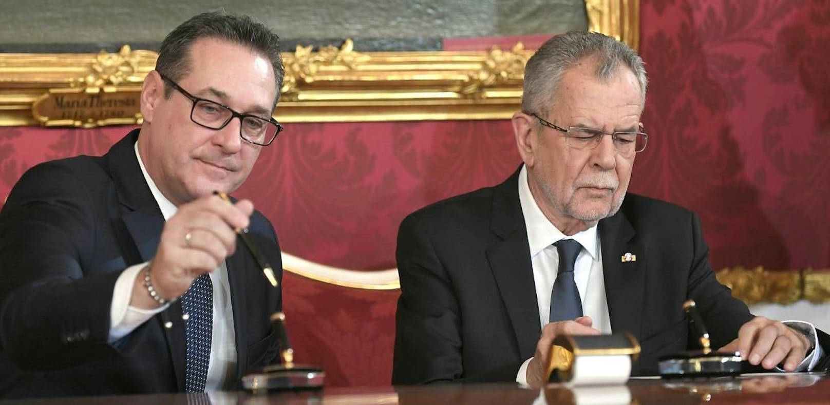 Vizekanzler Heinz Christian Strache (FPÖ) und Bundespräsident Alexander Van der Bellen.