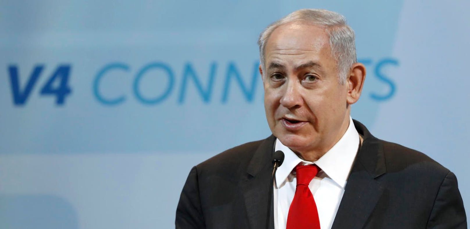Mikrophon an: Netanyahu wettert gegen die EU