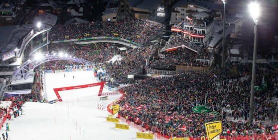 Zigtausende Zuschauer beim Nightrace in Schladming.