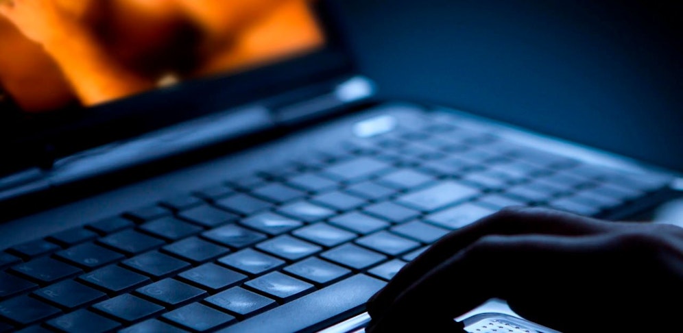 93 Prozent aller Porno-Seiten geben die Daten an Dritte weiter.