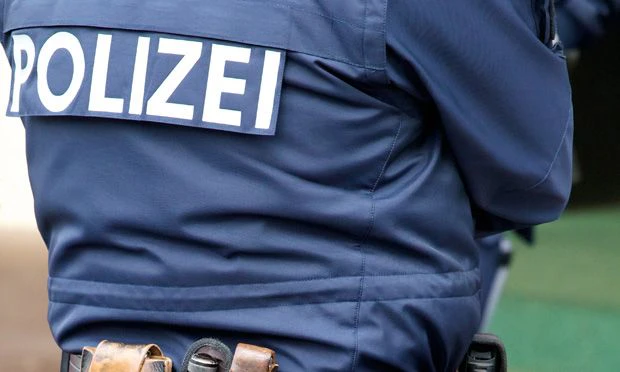 Polizei fand Drogen und Waffen bei Unfalllenker - Kärnten | heute.at