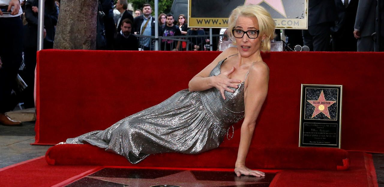 Heute.at - Gillian Anderson wurde mit Stern in Hollywood geehrt