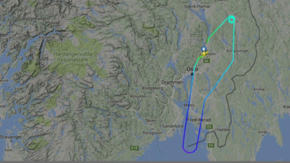 Über Hedmark musste die Maschine mit der defekten Toilette noch mehrere Male kreisen, bis sie erneut in Oslo landete.