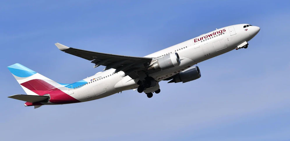 Die Maschine musste außerplanmäßig aufgrund eines medizinischen Notfalls in Madrid notlanden (Symbolbild).