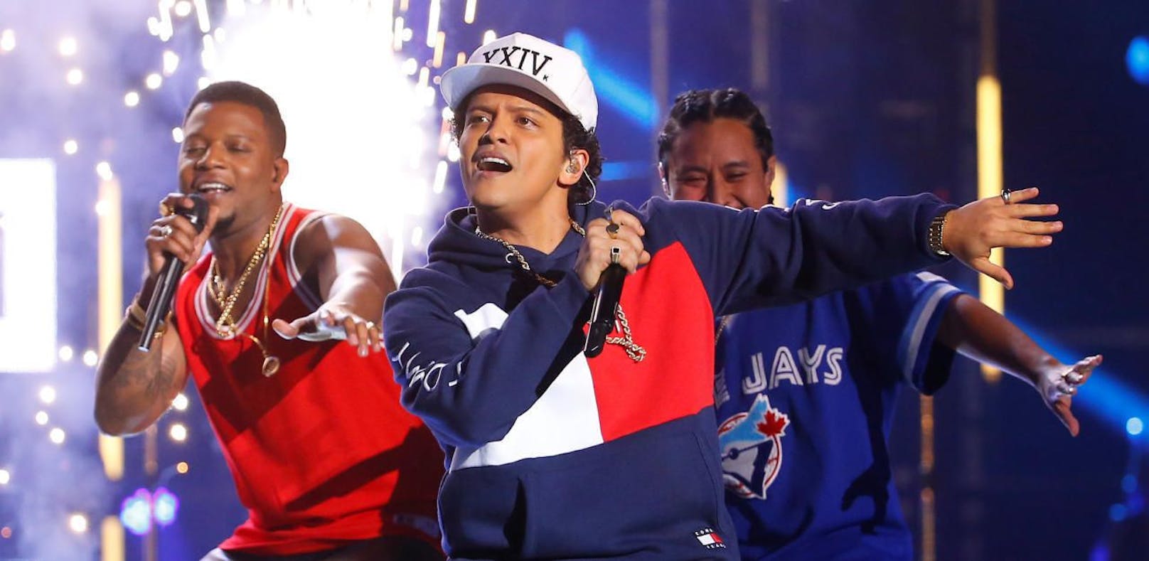 Bruno Mars bei den MTV Awards: Die Wiener Club-Betreiber feuern gegen das Millionen Euro teure TV-Event. 