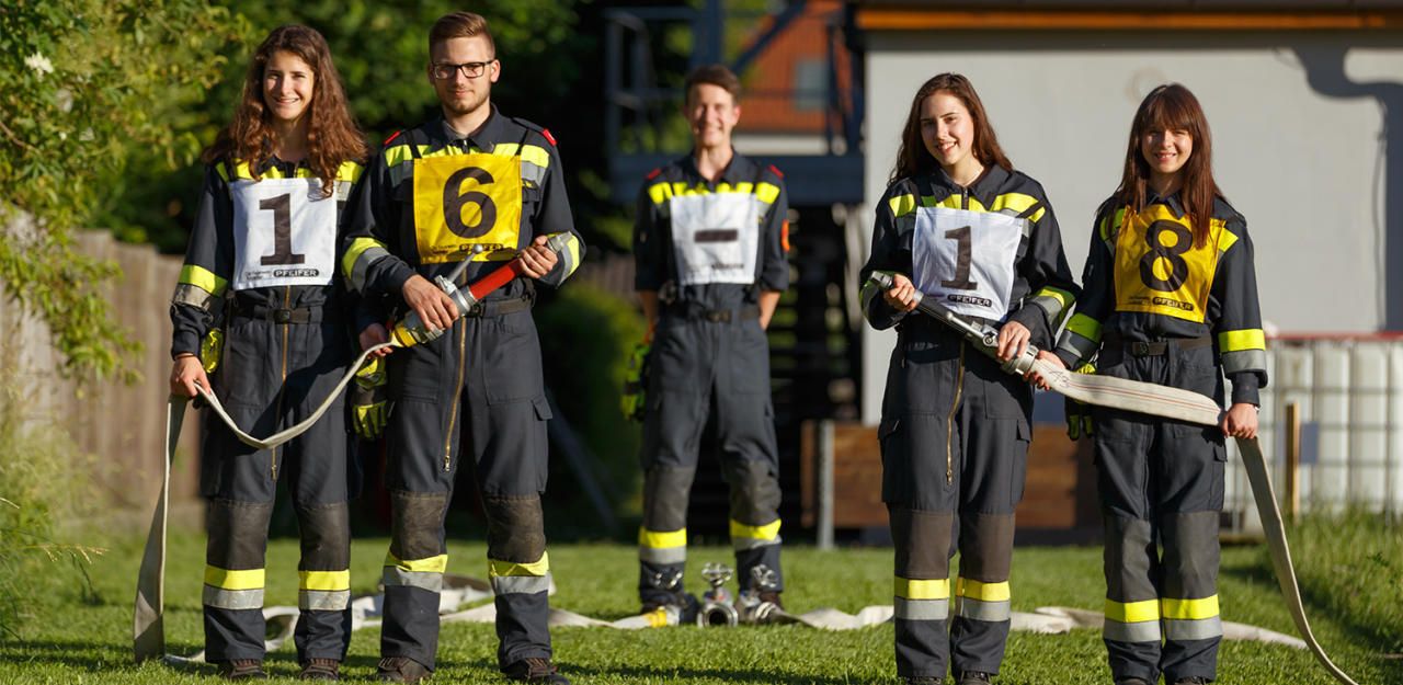 Heute.at - Heiß! Florianis laden in Böheimkirchen zum Fest
