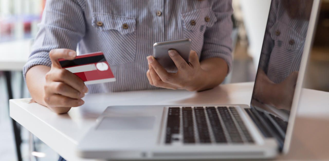 Der Tiroler verlor mehr als 100.000 Euro. Symbolbild.