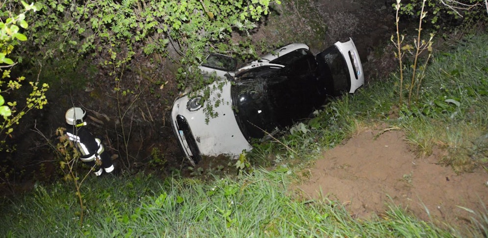 Kirchberg-Suchaktion nach Fahrzeugabsturz-fotocredit: ZOOM.TIROL 