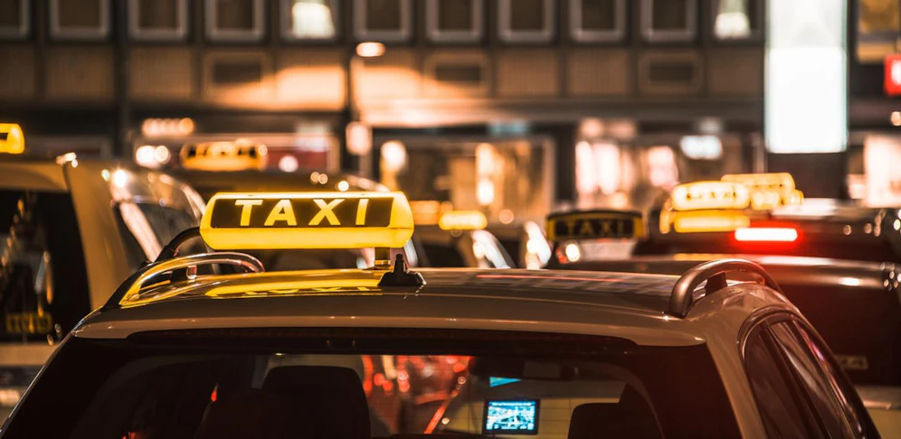 "Der Taxifahrer dürfte ein präpariertes Gerät gehabt haben, oder er hat mir beim Pin-Eintippen auf die Finger geschaut", so der Betroffene.