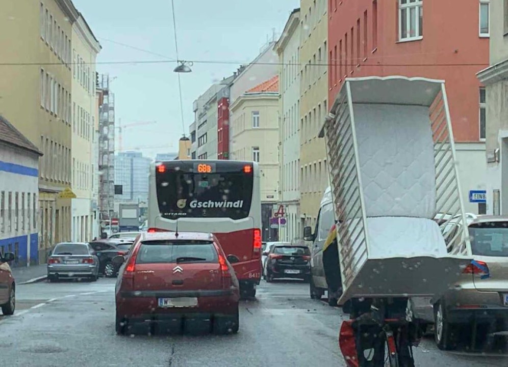 Balanceakt in Wien-Favoriten