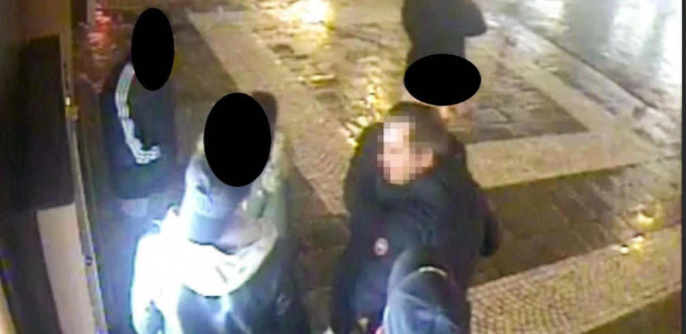 Mit diesem Foto aus einer Überwachungskamera wurde nach dem Verdächtigen gesucht.