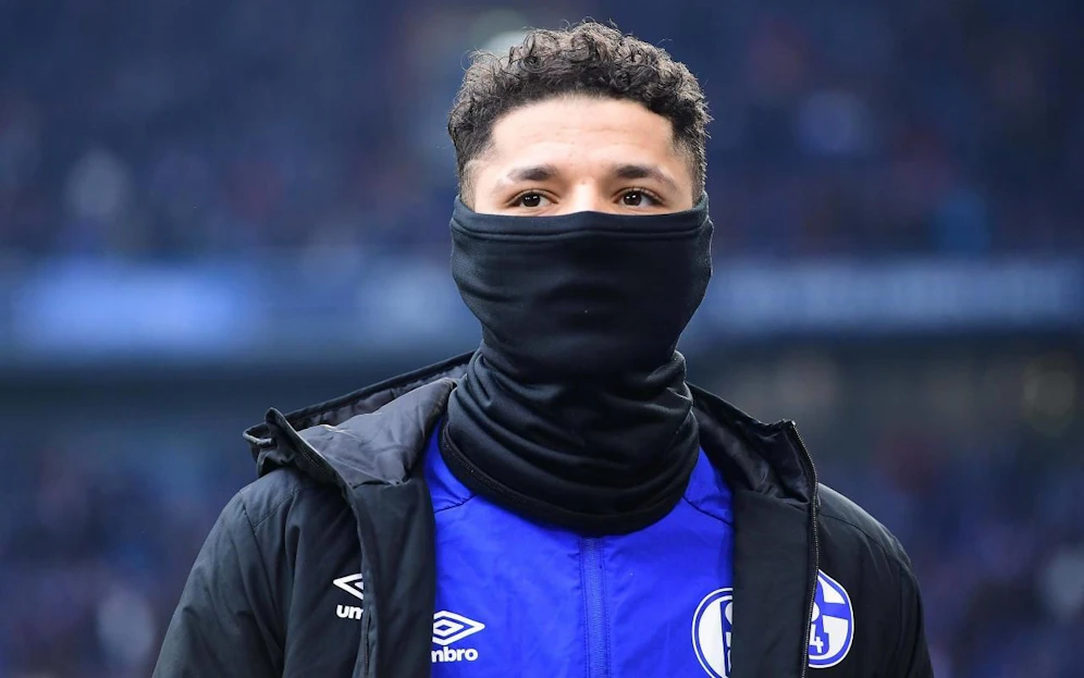 Amine Harit bei einer verbotenen Party erwischt. 