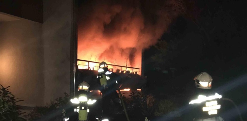 Hund starb bei Zimmerbrand in Wien-Penzing.