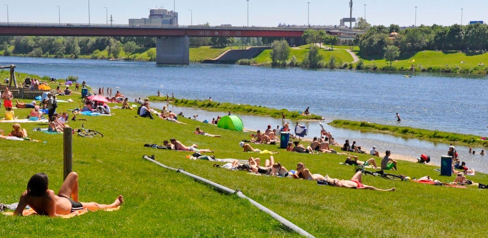 Ab heuer ist der Karfreitag ein "halber Feiertag" für alle. Ab 14 Uhr haben alle frei.