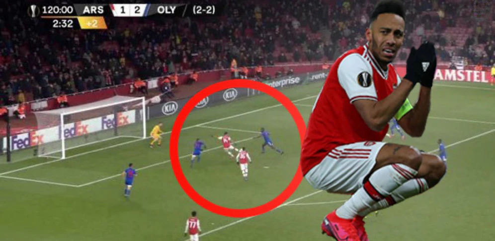 Pierre Emerick Aubameyang kann gar nicht hinsehen. Er hatte den Aufstieg ins Europa-League-Achtelfinale am Fuß, verschoss. Arsenal schied aus.