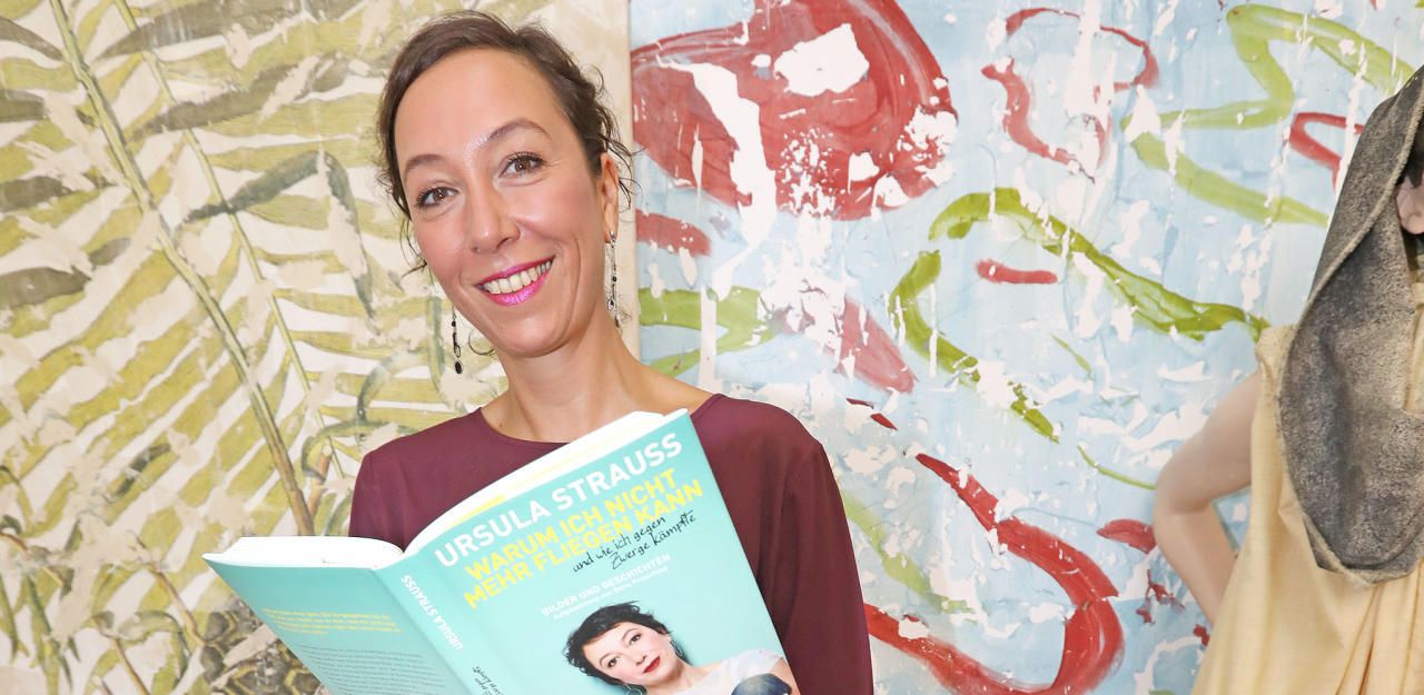 Heute.at - Ursula Strauss präsentiert ihren Familien-Schatz