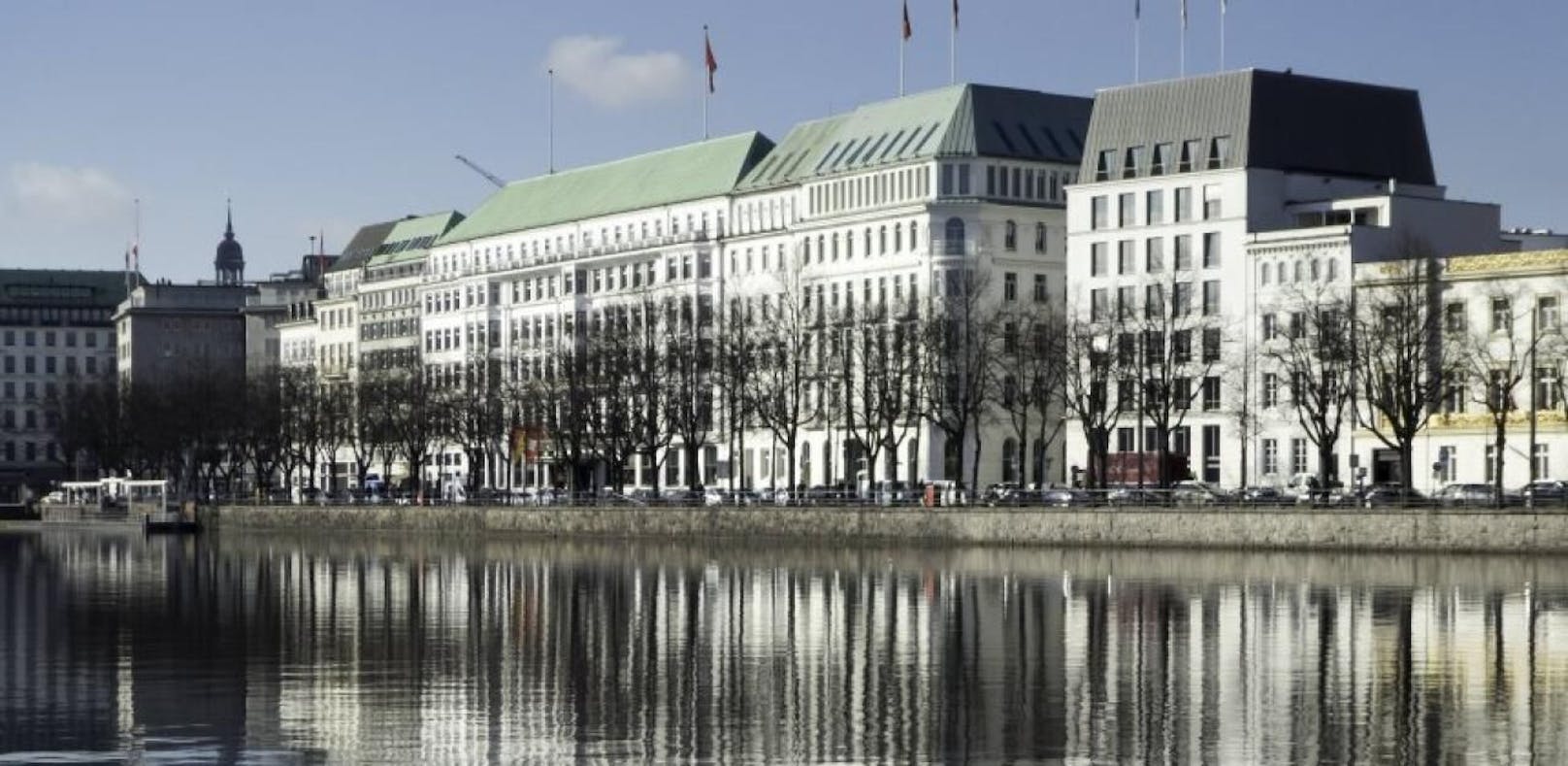 Hotel Vier Jahreszeiten in Hamburg