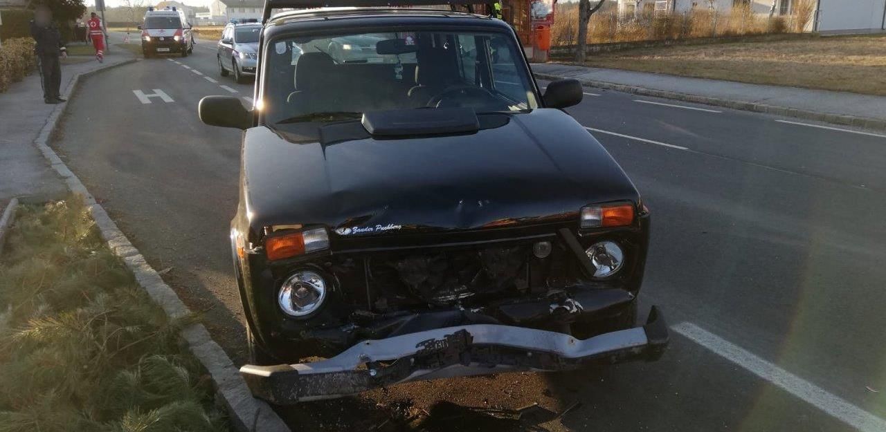 Heute.at - Verkehrsunfall: Kind und Lenker im Krankenhaus
