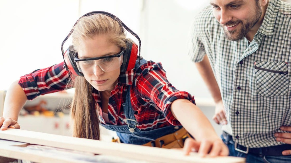 Menschen bis 25 aus NÖ soll eine Ausbildung garantiert werden.