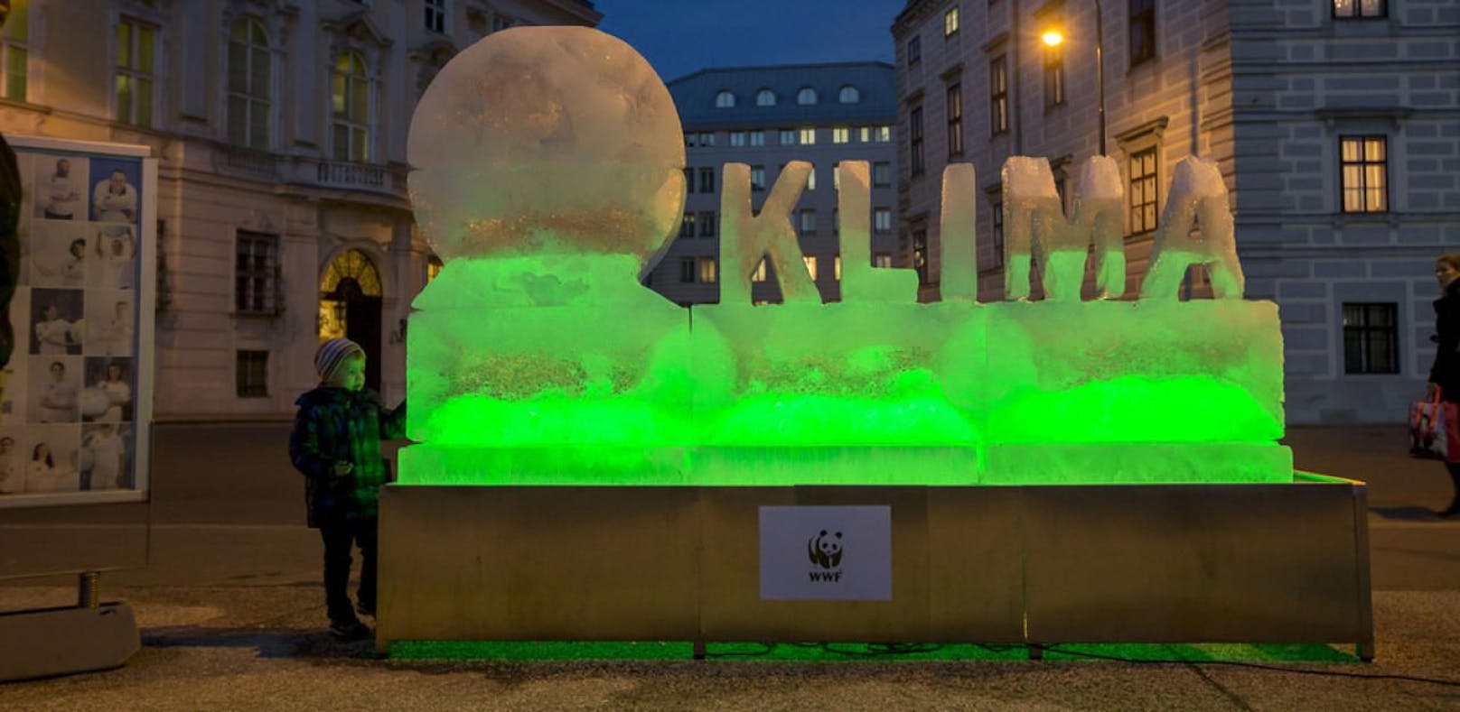 Eisdenkmal für den Klimaschutz (Symbolbild)