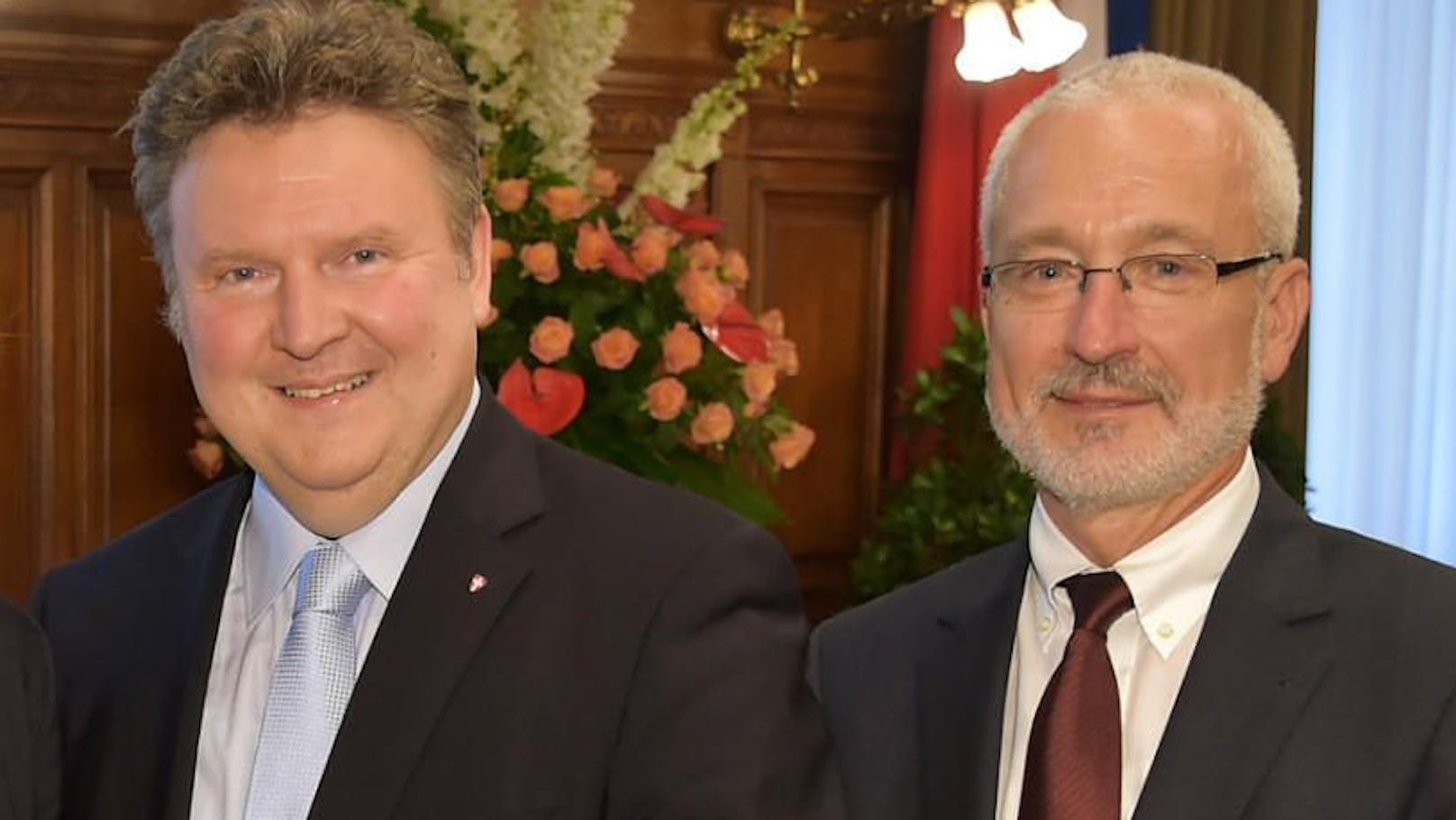 Der Wiener Bürgermeister Michael Ludwig mit Wiens Magistratsdirektor Erich Hechtner (re.), der mit 1. Juli 2022 in Pension geht.