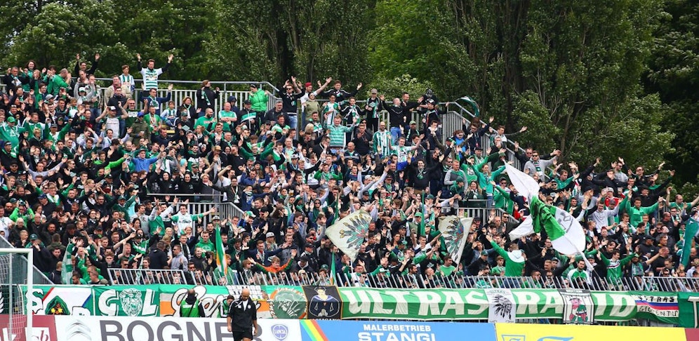 Ab 2019 müssen die Fans auch in Mattersburg nicht mehr auf einen überdachten Gästesektor verzichten. 