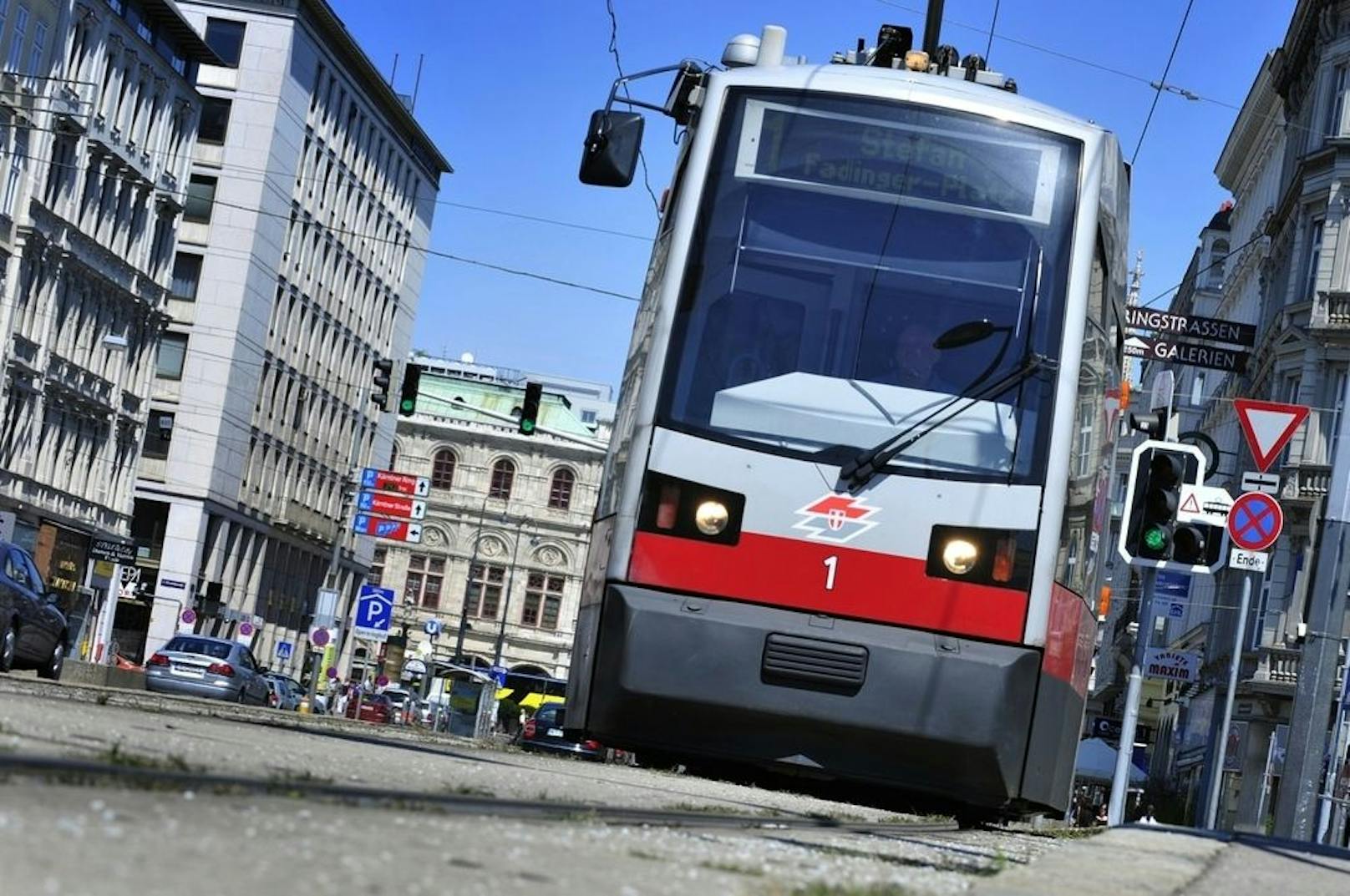 Kurzfristig müssen sich die Wiener Öffi-Fahrer noch in Geduld üben. Langfristig planen die Wiener Linien eine Besserung bei den Intervallen.