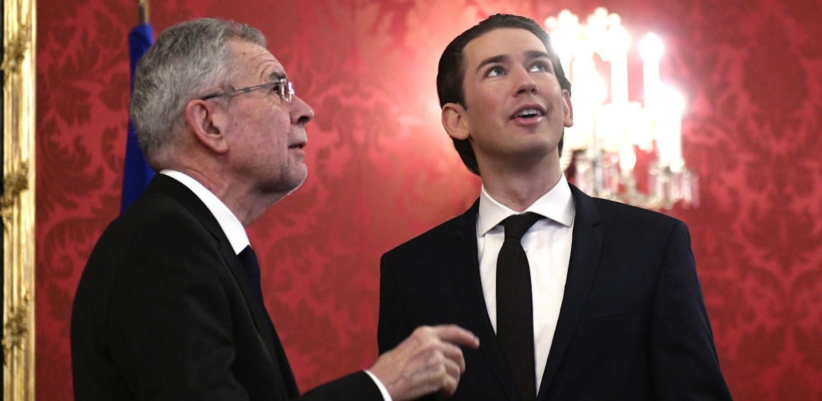 ÖVP-Obmann Sebastian Kurz wird mit FPÖ-Koalitionspartner Heinz-Christian Strache am Samstag bei Bundespräsident Alexander Van der Bellen in der Hofburg erwartet.