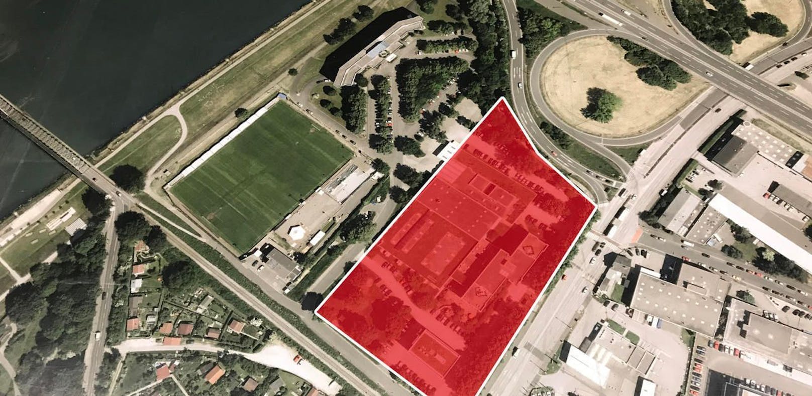 Der Plan ein Möbelhaus an der Linzer Donaulände zu bauen stößt auf Kritik.