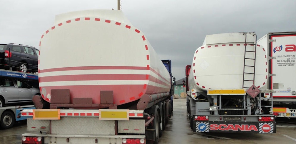 Polizei stellte schwere Mängel bei dem Lastwagen fest (Symbolbild)