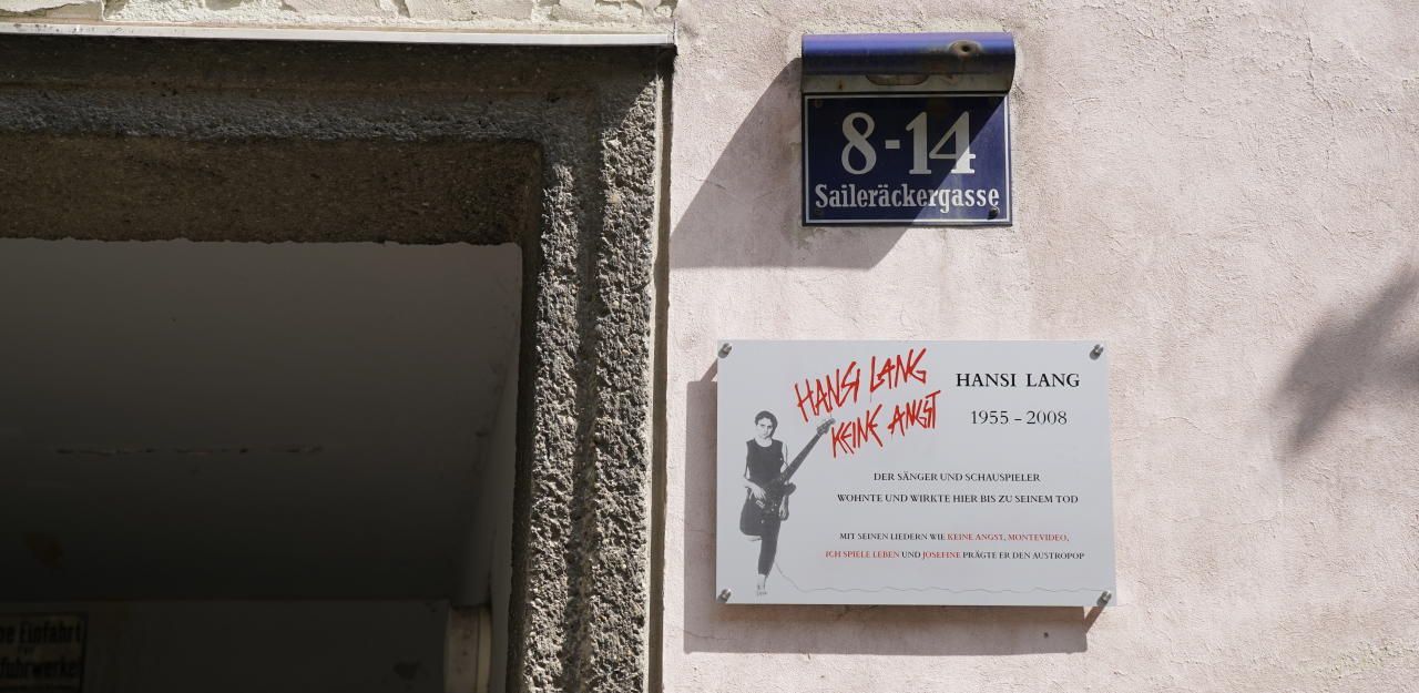 Heute.at - Döblinger Gemeindebau wurde Hansi-Lang-Hof