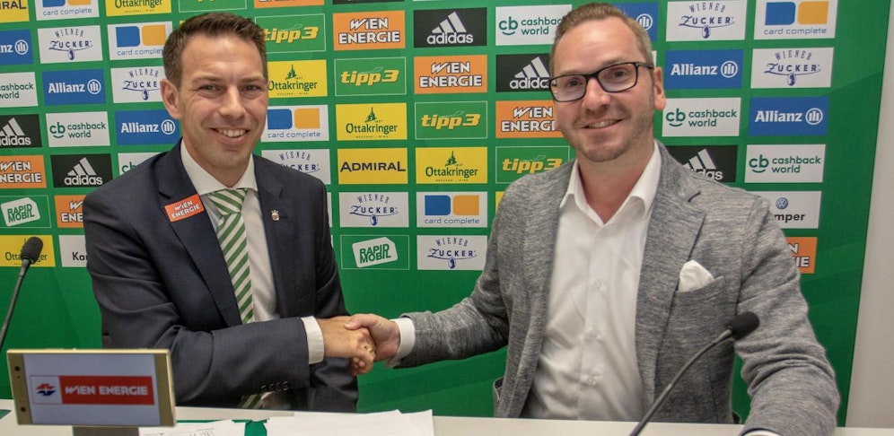 Rapid-Geschäftsführer Christoph Peschek mit Präsidentschafts-Kandidat Roland Schmid