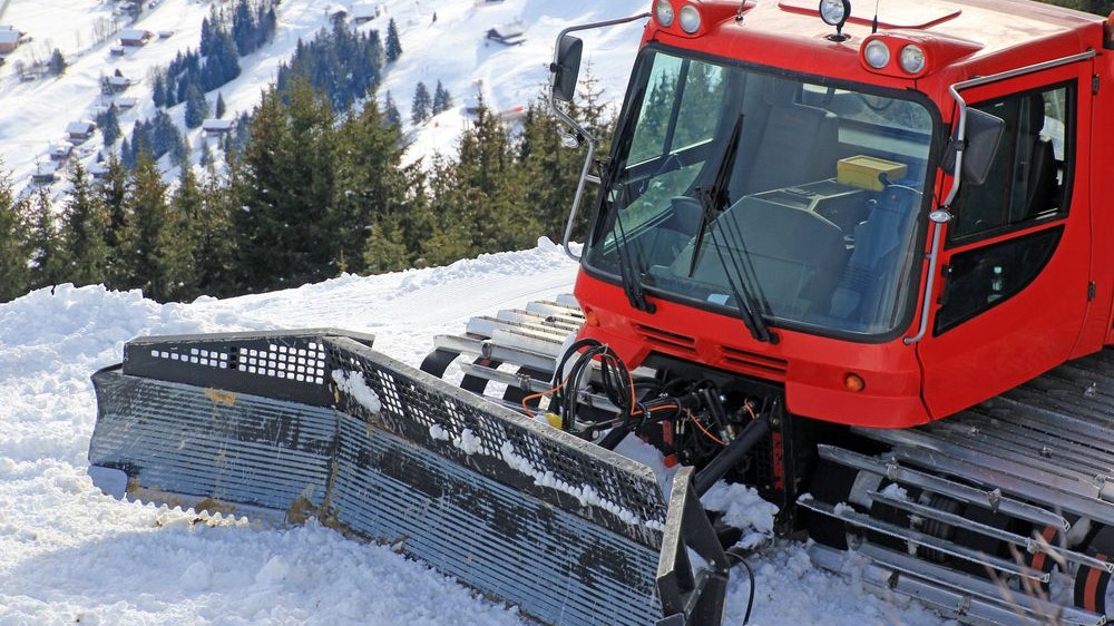 Exekutor beschlagnahmt Pistenraupe - Niederösterreich | heute.at